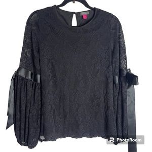Vince Camuto Black Lace Blouse Size Small